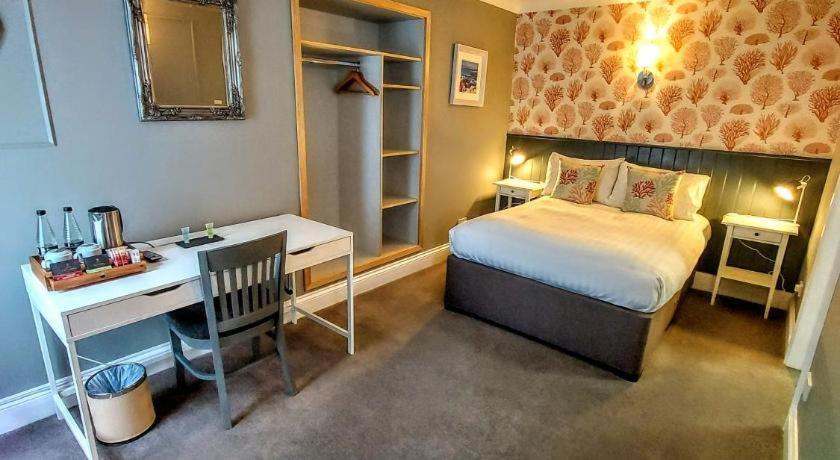 Bed and Breakfast Seale Arms Dartmouth Esterno foto